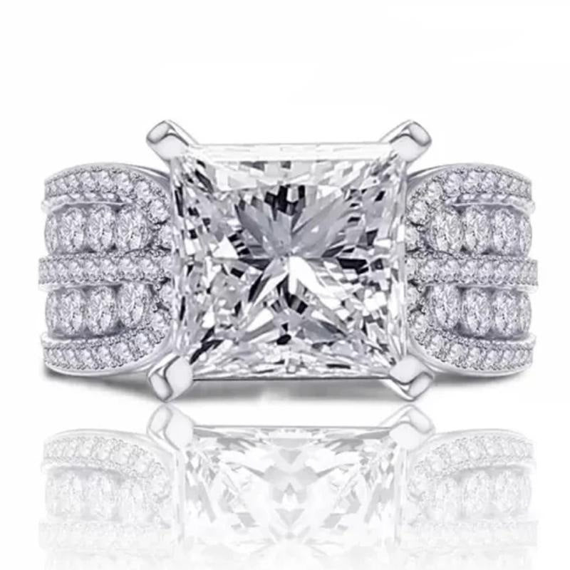 Stunning Ring for Daily Wear
