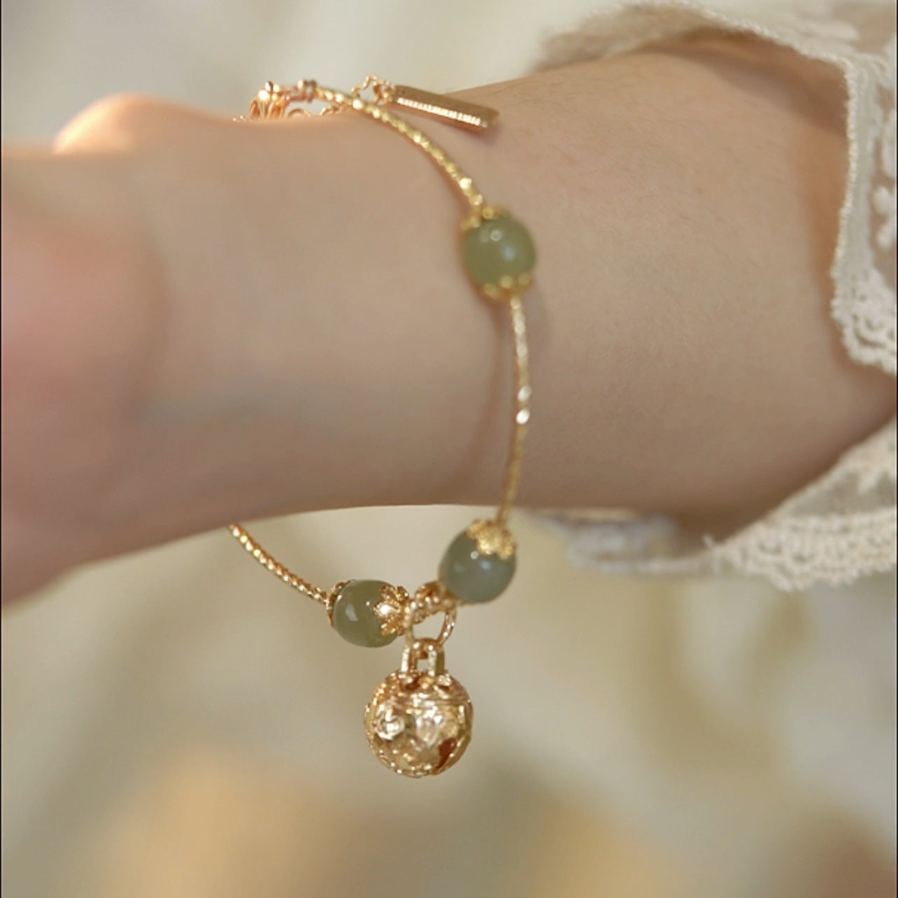 Beautiful Bracelet with Unique Style