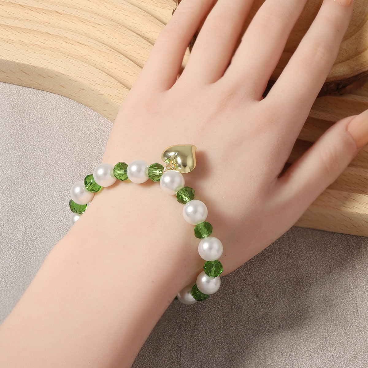 Charming Pearl Necklace for Any Occasion