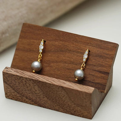 Beautiful Pearl Earring with Unique Style