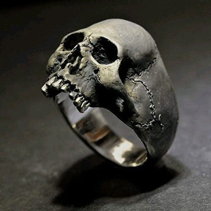 Stunning Silver Ring for Daily Wear