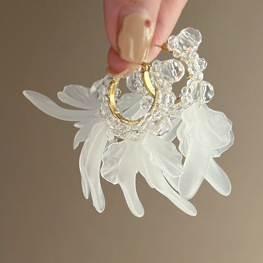 Charming Earring for Any Occasion