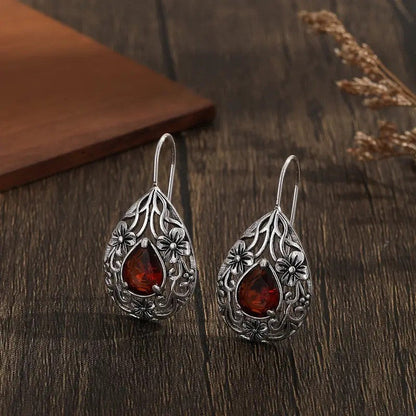 Charming Earring for Any Occasion