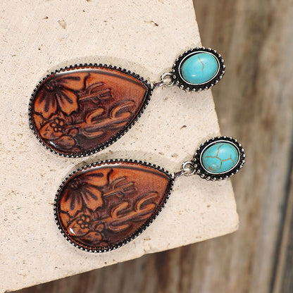 Classic Earring with Timeless Appeal