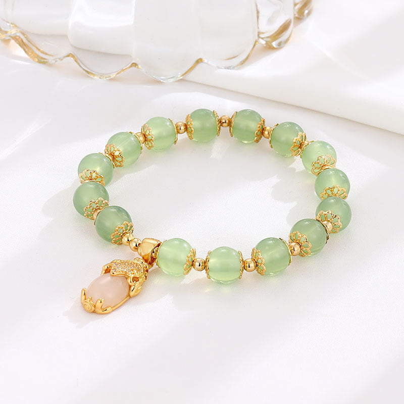 Charming Silver Bracelet for Any Occasion