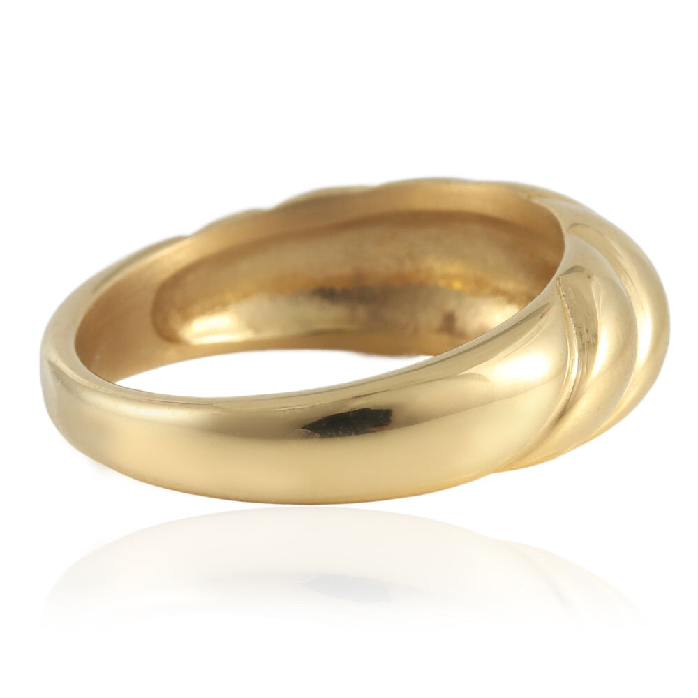 Charming Ring for Any Occasion