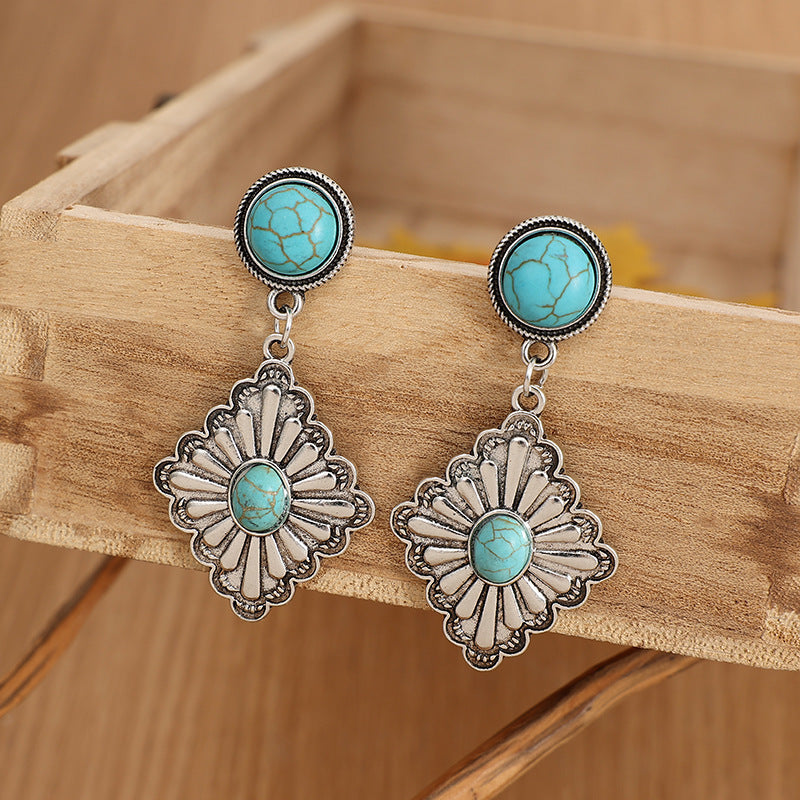 Vintage Handmade Silver Earring