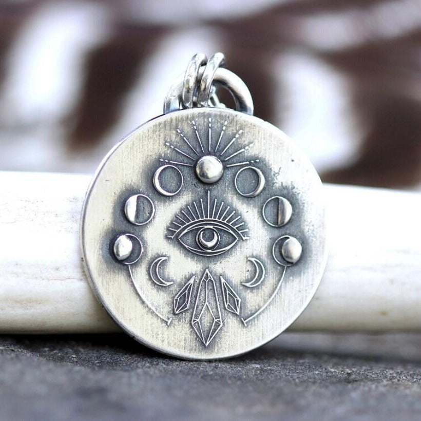 Classic Necklace with Timeless Appeal