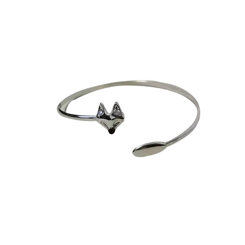 Beautiful Bracelet with Unique Style