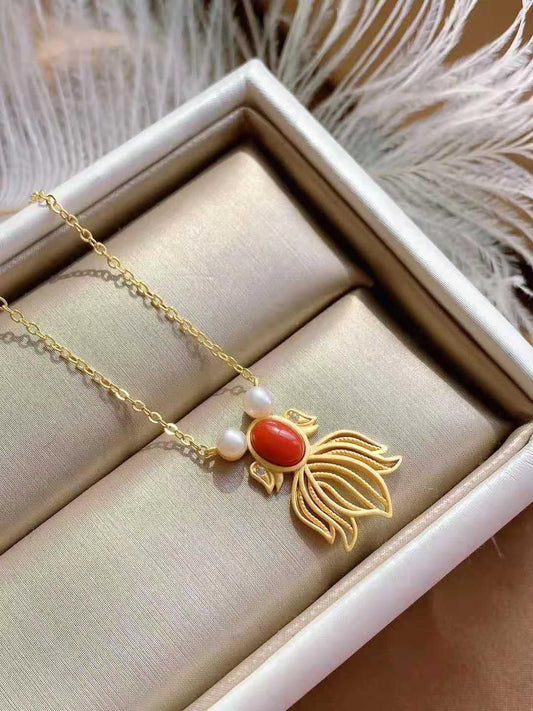 Elegant Pendant for Every Occasion