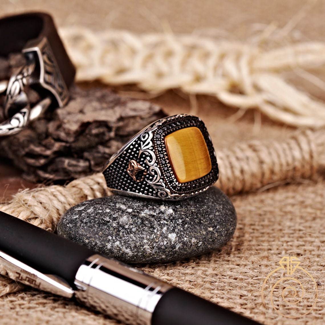 Stunning Ring for Daily Wear