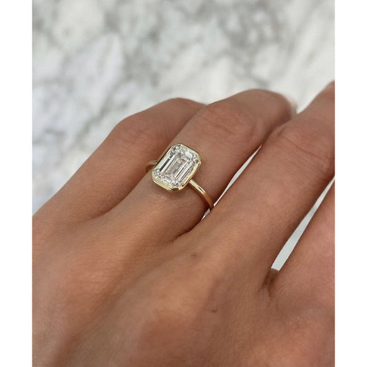 Charming Piece for Any Occasion