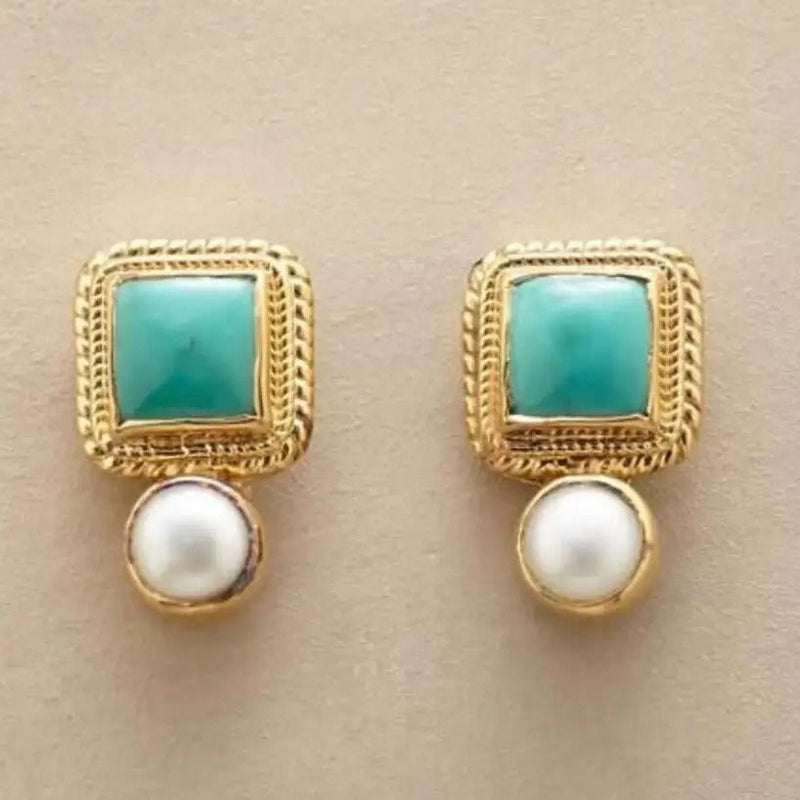 Stunning Earring for Daily Wear
