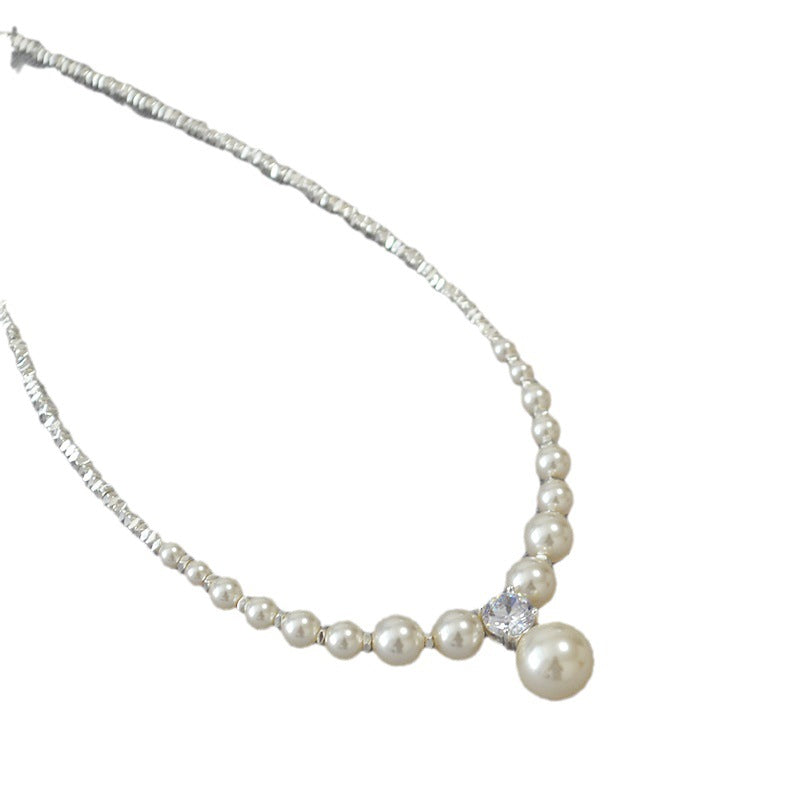 Charming Silver Necklace for Any Occasion