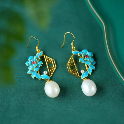 Delicate Artisan Silver Earring