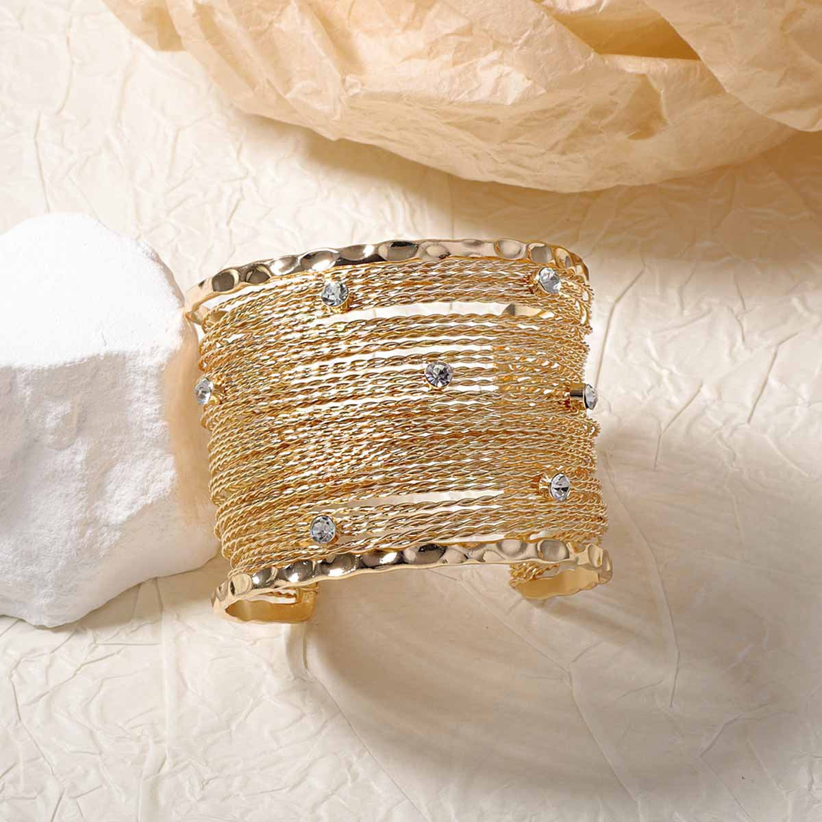 Beautiful Bracelet with Unique Style