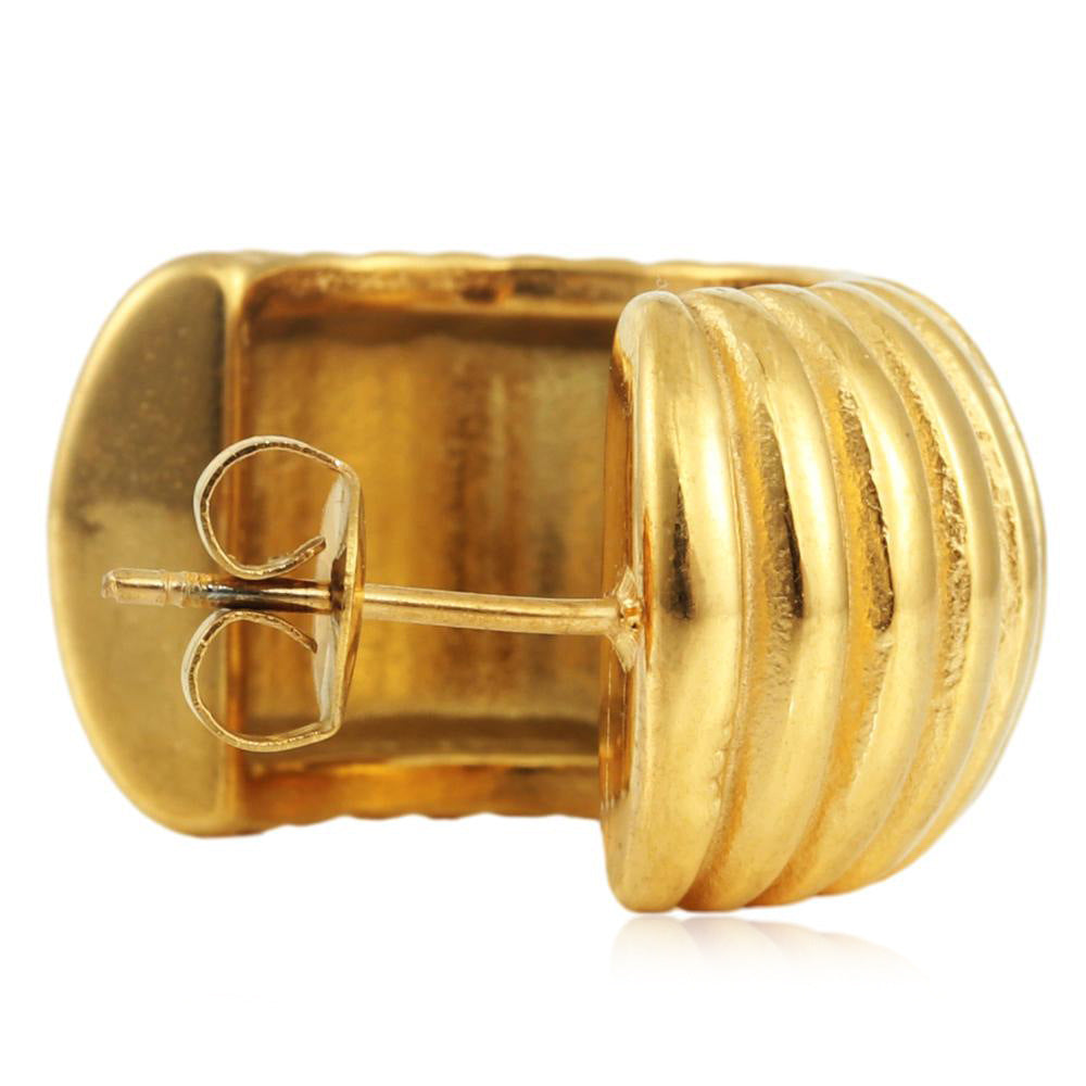 Stunning Gold Earring for Daily Wear