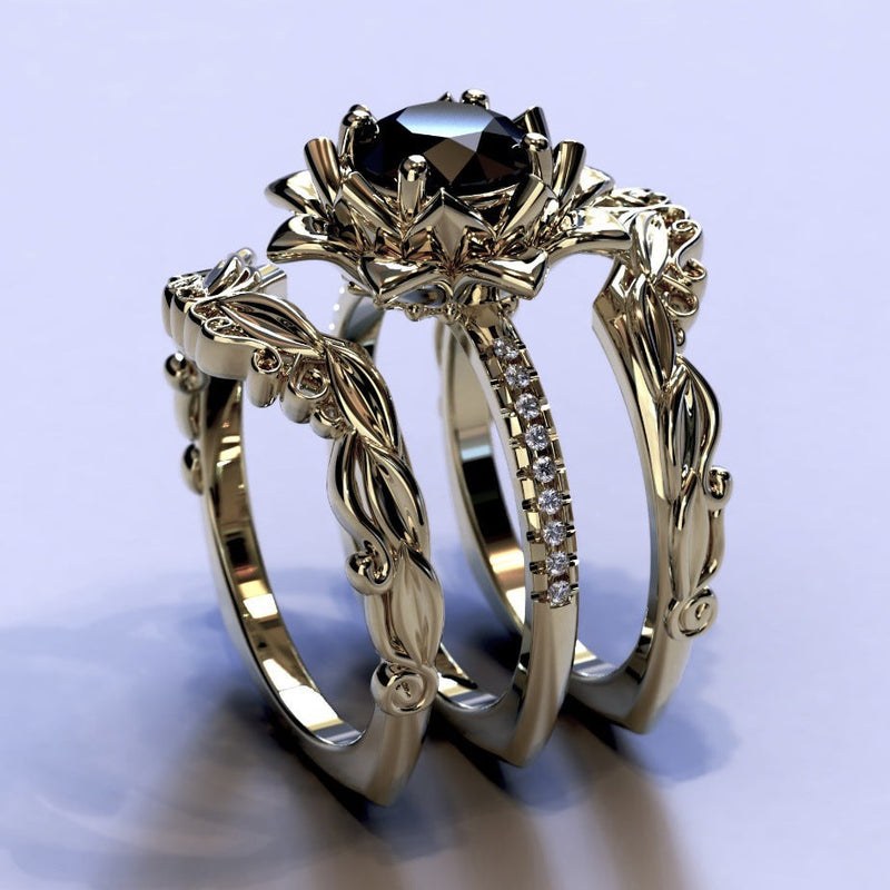 Beautiful Gold Set with Unique Style