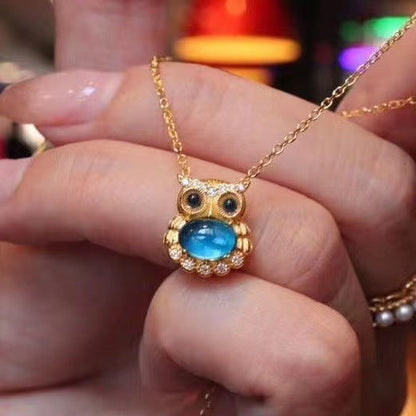 Beautiful Gold Necklace with Unique Style