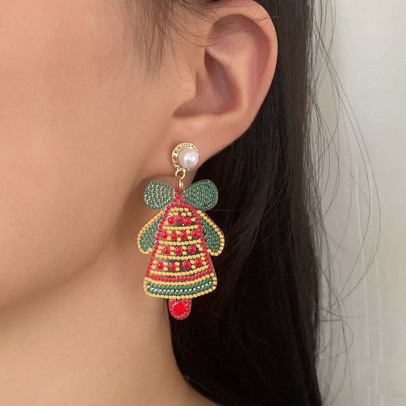 Beautiful Pearl Earring with Unique Style