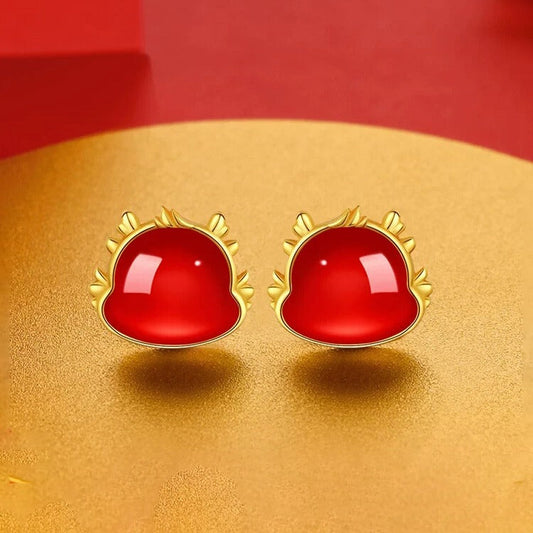 Classic Silver Earring with Timeless Appeal