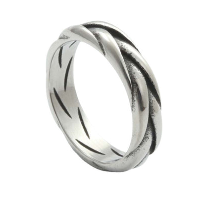 Charming Ring for Any Occasion
