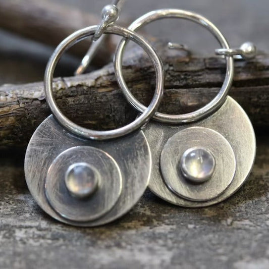 Charming Earring for Any Occasion