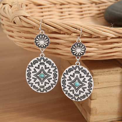 Charming Earring for Any Occasion
