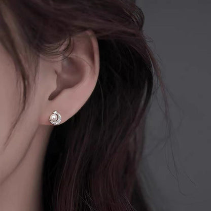 Delicate Artisan Pearl Earring