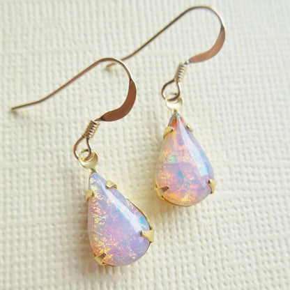 Stunning Gold Earring for Daily Wear