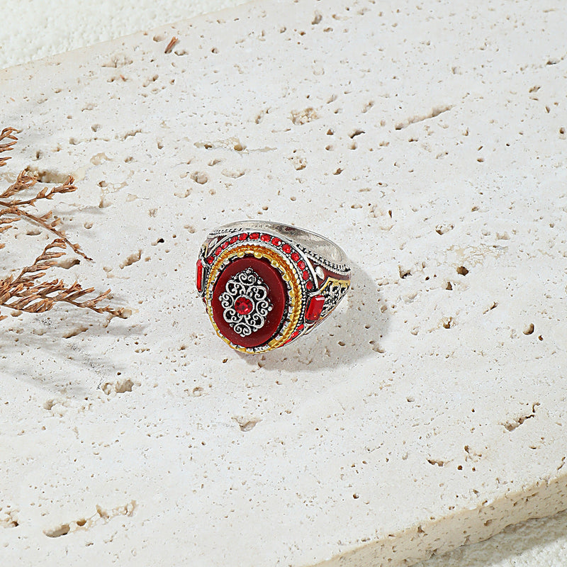 Classic Ring with Timeless Appeal