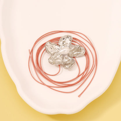 Romantic Pearl Necklace for Special Moments