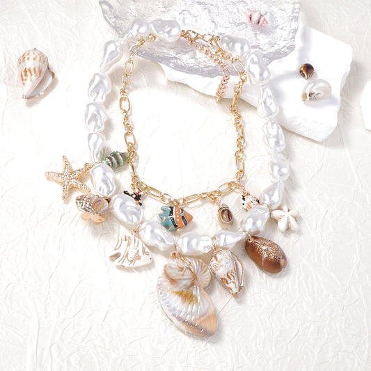 Beautiful Pearl Necklace with Unique Style