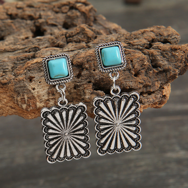 Romantic Earring for Special Moments