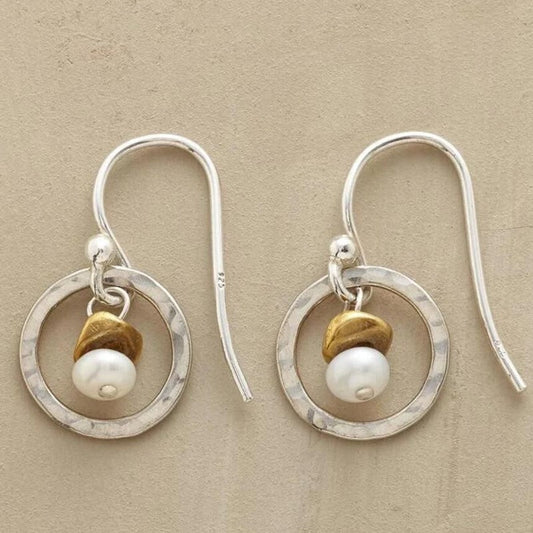 Charming Earring for Any Occasion