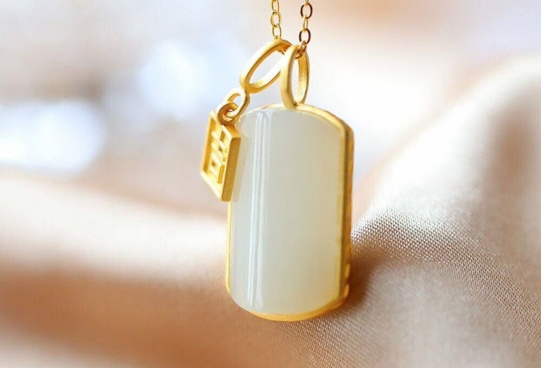 Romantic Necklace for Special Moments
