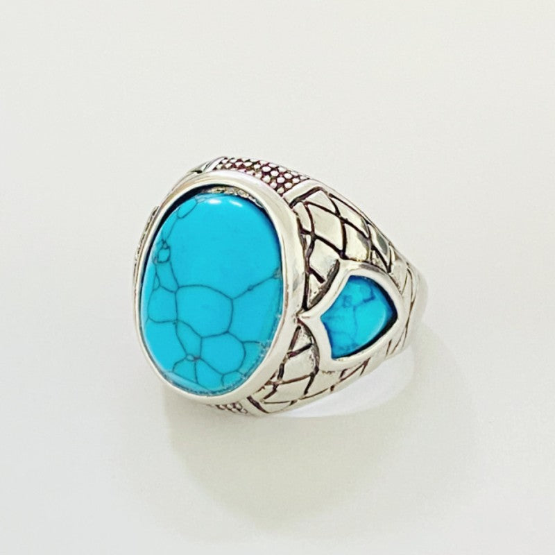 Stunning Silver Ring for Daily Wear
