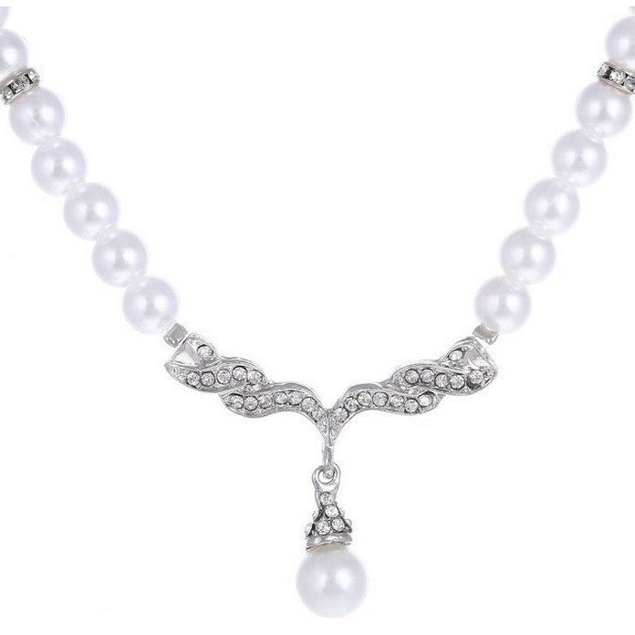 Beautiful Pearl Set with Unique Style