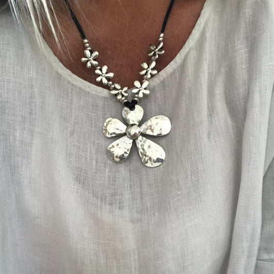 Charming Necklace for Any Occasion