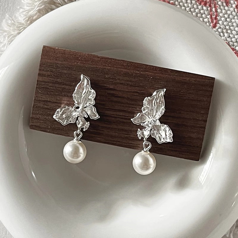 Elegant Pearl Earring for Every Occasion