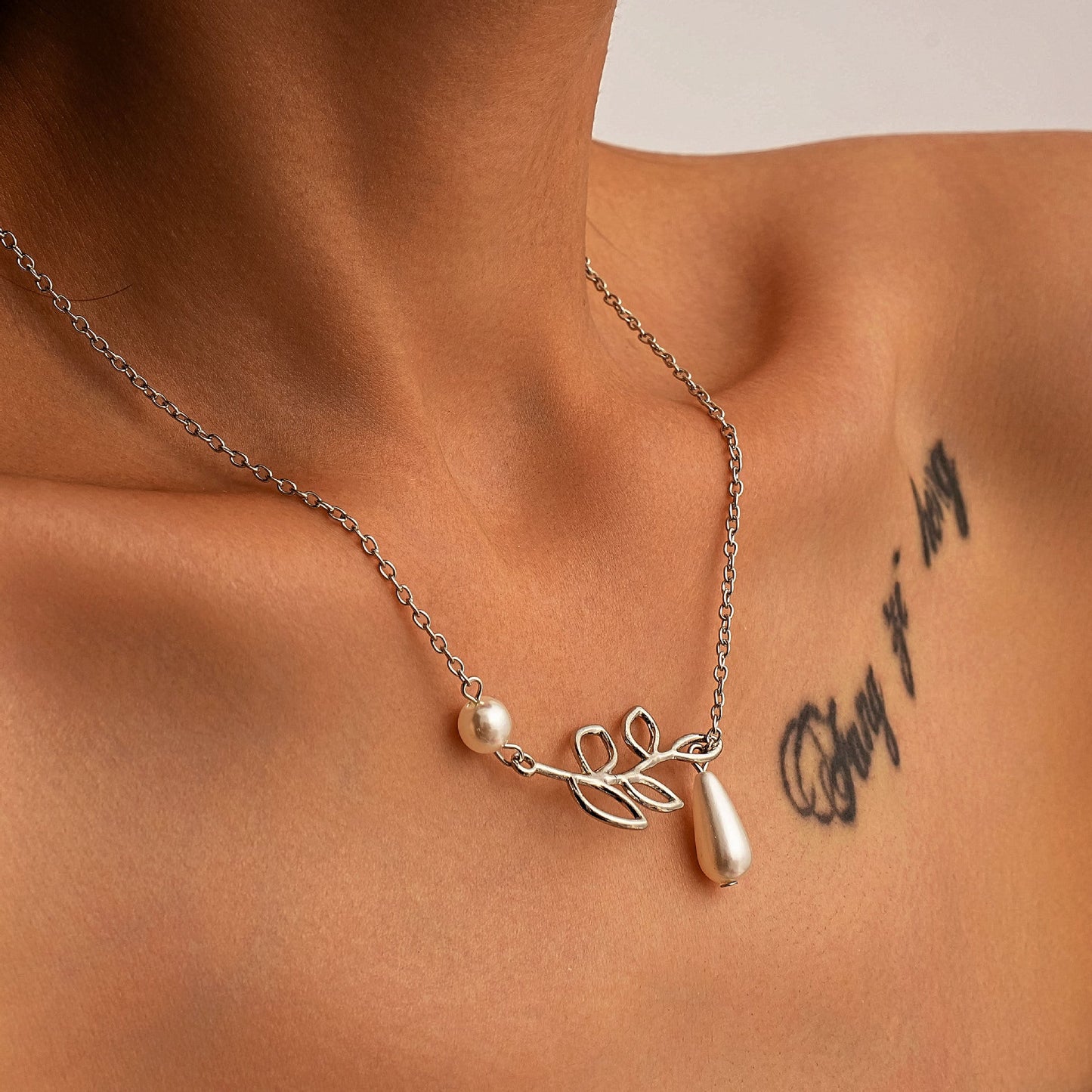Vintage Handmade Pearl Necklace