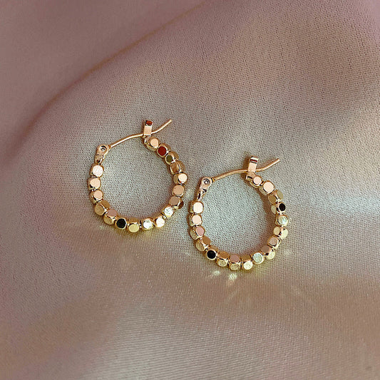 Charming Earring for Any Occasion