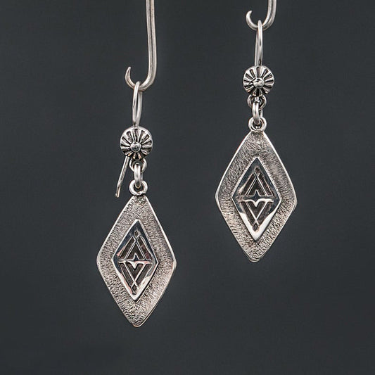 Romantic Earring for Special Moments