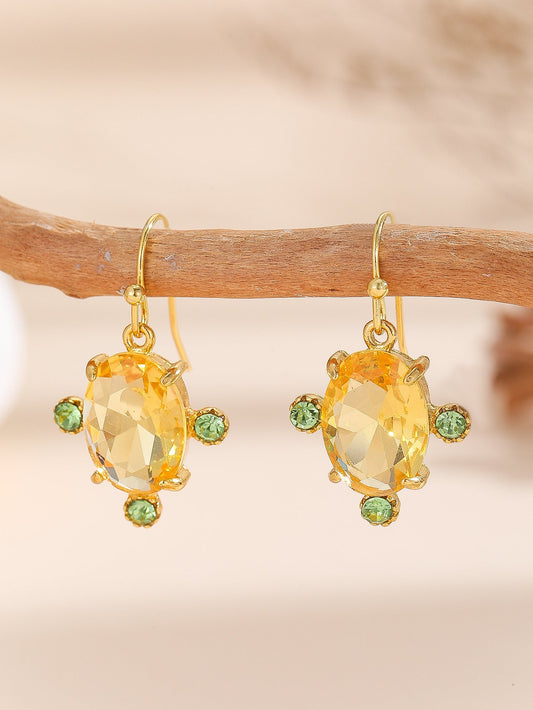 Charming Earring for Any Occasion