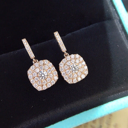 Charming Earring for Any Occasion