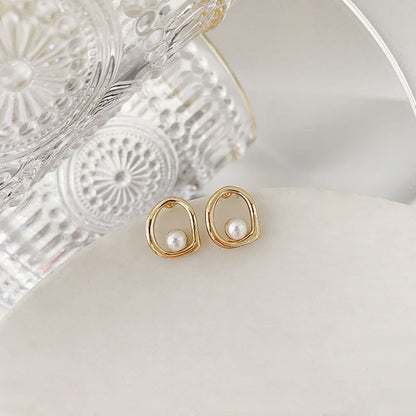 Vintage Handmade Pearl Earring