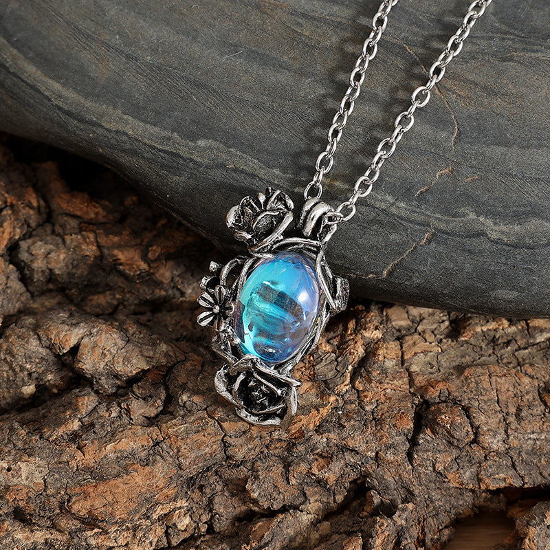 Beautiful Pendant with Unique Style