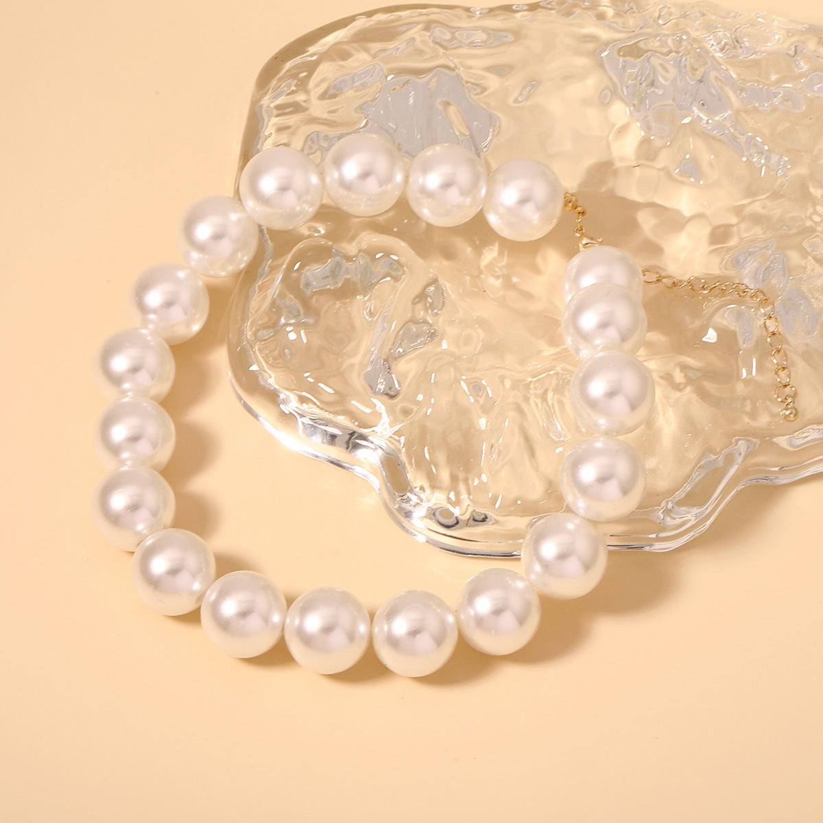 Stunning Pearl Necklace for Daily Wear