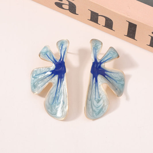 Stunning Gold Earring for Daily Wear