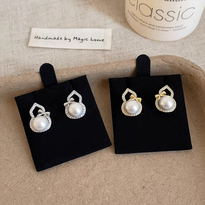 Classic Pearl Earring with Timeless Appeal